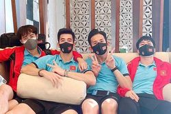 Việc đầu tiên của các học trò HLV Park Hang-seo khi đặt chân về tới Việt Nam