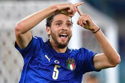 Đội tuyển Italy: Viên ngọc xanh Locatelli