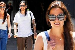 Katie Holmes bất ngờ xuất hiện bên trai lạ sau chia tay tình trẻ Emilio Vitolo