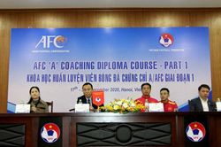 VFF được tổ chức khóa học và cấp chứng chỉ huấn luyện viên của AFC