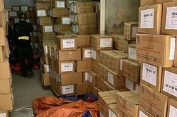 Phá đường dây 'từ A đến Z' cả triệu cuốn sách giáo khoa giả