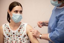 'Phép màu' từ công nghệ mRNA giúp thế giới đẩy lùi Covid-19