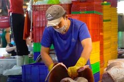 Một người làm việc ở chợ Bình Điền dương tính với nCoV