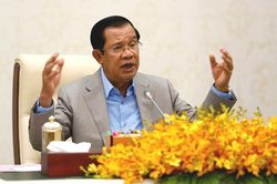 Thủ tướng Campuchia Hun Sen cách ly 14 ngày, hủy hàng loạt cuộc họp
