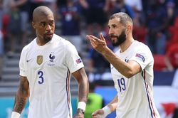 Đến lúc Benzema phải ngồi dự bị