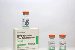 Ba đối tượng tiêm vắc xin Vero cell của Sinopharm