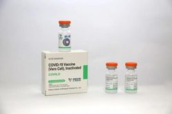 Hôm nay 500.000 liều vắc xin vero cell của Sinopharm về đến Việt Nam, dự kiến tiêm cho 3 nhóm