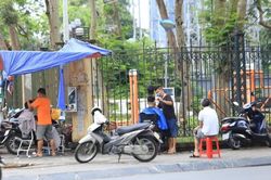 Từ 0h ngày 22/6, Hà Nội cho phép dịch vụ cắt tóc, gội đầu, ăn uống trong nhà mở cửa trở lại
