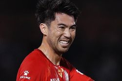 Khó khăn bủa vây V.League