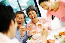 Tìm được hạnh phúc sau khi học lại... cách làm dâu