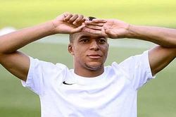 Mbappe nhận vai trò mới ở tuyển Pháp trước đại chiến Bồ Đào Nha