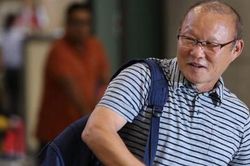 Đang trong thời gian cách ly, HLV Park Hang-seo viết tâm thư dài dặn dò các học trò