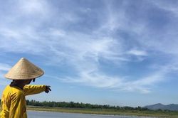 Quảng Ngãi: Đánh bắt cá bằng kích điện, hai vợ chồng tử vong