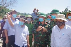 Thừa Thiên - Huế: Nối lại tìm kiếm các nạn nhân mất tích tại thủy điện Rào Trăng 3