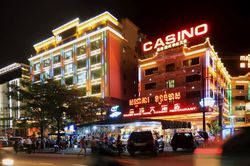 Việt Nam đang làm rõ thông tin công dân bị lừa sang Campuchia làm việc