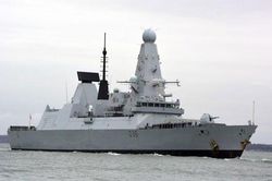 Nga phản ứng mạnh việc tàu khu trục HMS Defender của Anh tiến sát Crimea