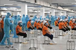 Phát hiện 5 công nhân mắc COVID-19, Tây Ninh phong tỏa DN, giãn cách TX. Trảng Bàng