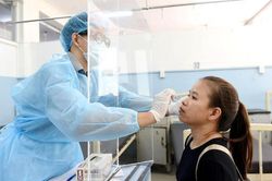 Phải luôn ý thức 'bệnh viện là thành trì cuối cùng' trong phòng chống COVID-19