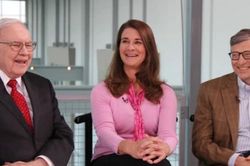 Warren Buffett bất ngờ từ chức khỏi Quỹ Bill và Melinda Gates, quyên thêm 4,1 tỷ đô la