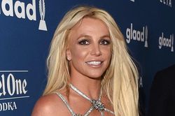 Hollywood chấn động khi Britney Spears khai 'sống như nô lệ' tại tòa