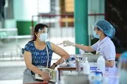 TP.HCM đã có hơn 400.000 người được tiêm vắc xin Covid-19
