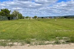 Canada phát hiện thêm 751 mộ liên quan trường nội trú
