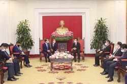 Hoạt động của lãnh đạo Đảng, Nhà nước