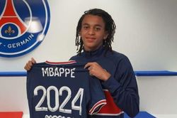 PSG gia hạn hợp đồng với em trai Mbappe