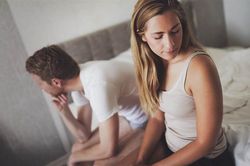 Vợ cố hết sức để có con, chồng lại làm điều khiến lòng người oán giận