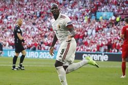 Lukaku: Tôi muốn rê bóng như Ronaldo, còn Ronaldo muốn có sức mạnh như tôi!