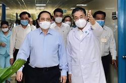 Thủ tướng Phạm Minh Chính: 'Làm nhanh nhất để giải quyết các vấn đề cấp bách về vaccine hiện nay'