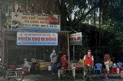 Phiên chợ 0 đồng ở Tiền Giang - ấm lòng người khốn khó