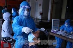 Nghệ An thêm 11 ca dương tính với SARS-CoV-2, có gia đình 4 mẹ con