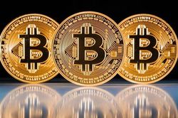 Giá Bitcoin lao dốc, giai đoạn dò đáy đầy nguy hiểm
