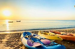 Tôi ngoại tình vì chồng vô tâm
