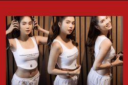 Ngọc Trinh diện set đồ trắng xinh đẹp long lanh, khoe vòng eo tuyệt tác đi thu âm