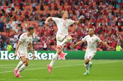 Đan Mạch vùi dập Xứ Wales 4-0 trong trận mở màn vòng 1/8 EURO 2020