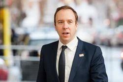 Bộ Y tế Anh mở cuộc điều tra về vụ việc của cựu Bộ trưởng Matt Hancock