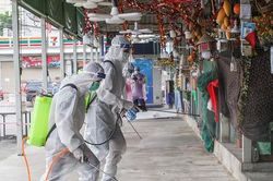 Thái Lan siết chặt hoạt động ở thủ đô, Indonesia số ca mắc COVID-19 cao chưa từng thấy