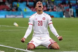 Đan Mạch lập kỷ lục vào tứ kết EURO 2020: Sự kỳ diệu của 'những chú lính chì' quả cảm