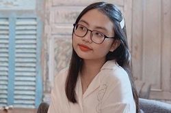 Phương Mỹ Chi xin lỗi vì quảng cáo sản phẩm kém chất lượng