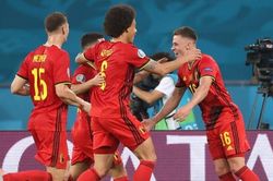 Ronaldo tịt ngòi, Bồ Đào Nha chính thức thành cựu vương