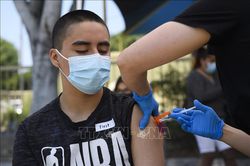 Biến thể gia tăng, Mỹ đổi mục tiêu vaccine sang nhóm 'người dao động'