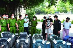 Ngành Hải quan khởi tố và chuyển khởi tố 48 vụ án