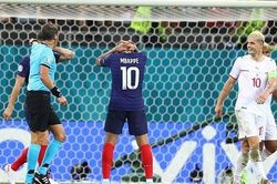 Mbappe phá vỡ im lặng sau khoảnh khắc 'anh hùng hóa tội đồ'
