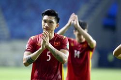 Đoàn Văn Hậu trở thành tuyển thủ Việt Nam được followers nhiều nhất trên Instagram