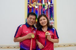 'Lung linh hai tiếng gia đình'