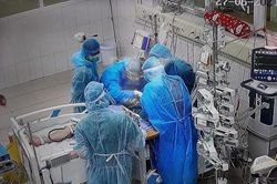 Nữ điều dưỡng ICU: Ngày Gia đình Việt Nam vui vì giúp được 20 bệnh nhân COVID-19 nặng đoàn tụ