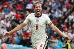 8 đội bóng vào tứ kết EURO 2020: Đại chiến Italy và Bỉ, Anh dễ thở trước Ukraine