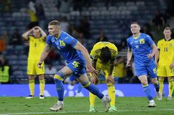 Điểm nhấn Thụy Điển 1-2 Ukraine: Dấu ấn đầu tiên của Zinchenko. Phát huy lợi thế hơn người